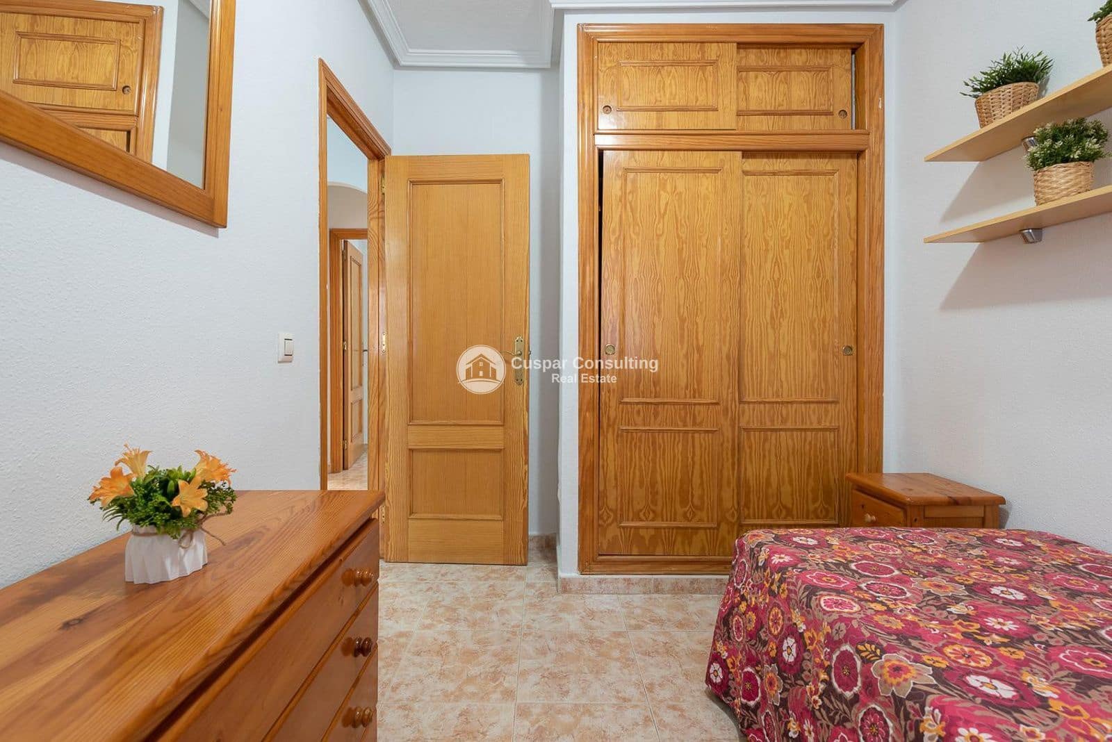 Piso de 2 habitaciones en La Zenia en venta con piscina - 159.900 € (Ref: 9357536)