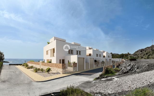 4 soverom Villa til salgs i Cala Pañizo, Cuevas del Almanzora med svømmebasseng garasje - € 1 070 000 (Ref: 9357789)