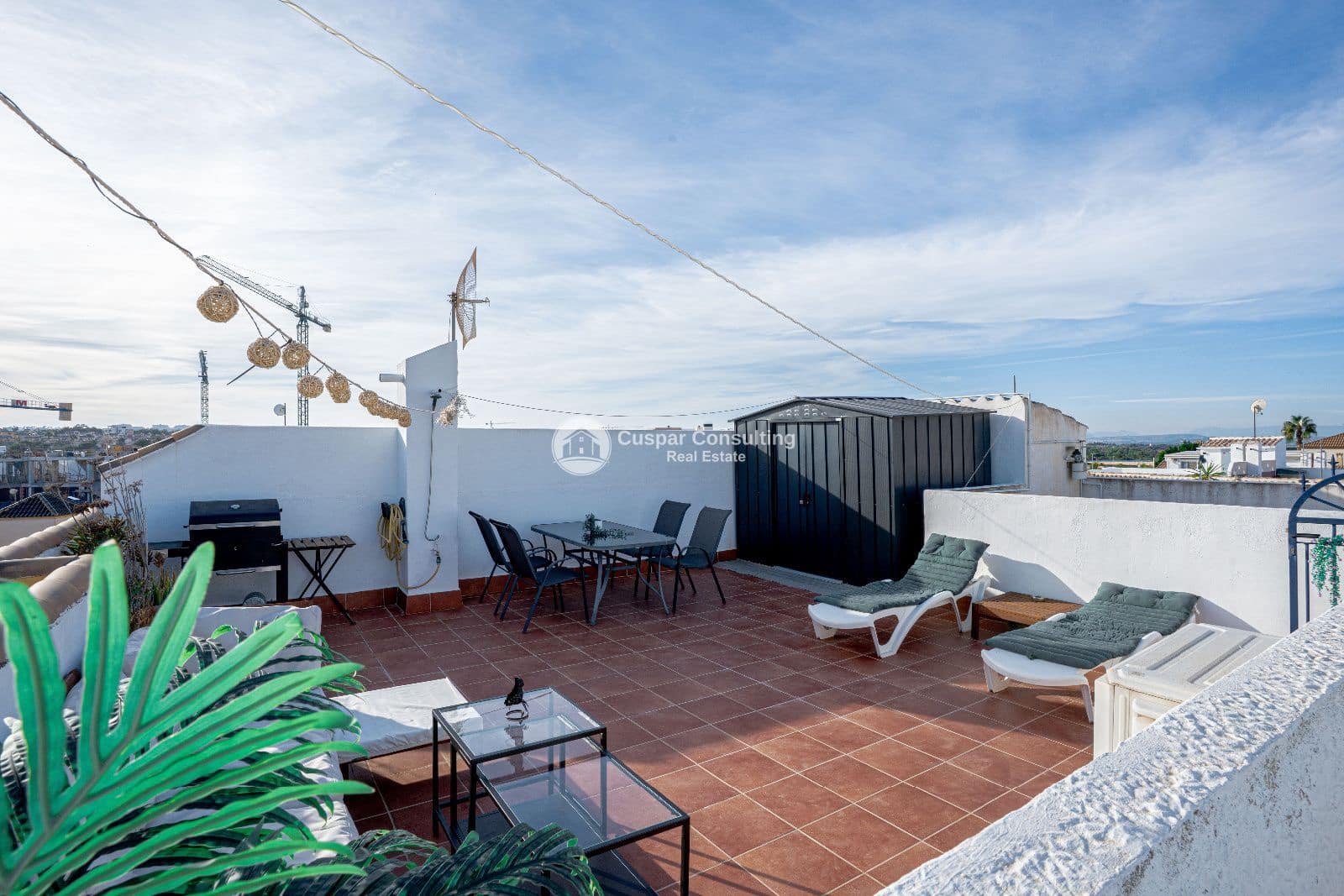 2 makuuhuone Kattohuoneisto myytävänä paikassa Orihuela Costa mukana uima-altaan - 155 000 € (Ref: 9360516)