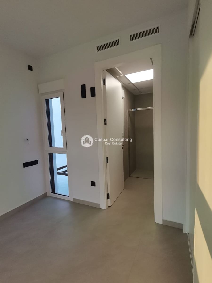 5 quarto Moradia para venda em Los Montesinos com piscina garagem - 780 000 € (Ref: 9377741)