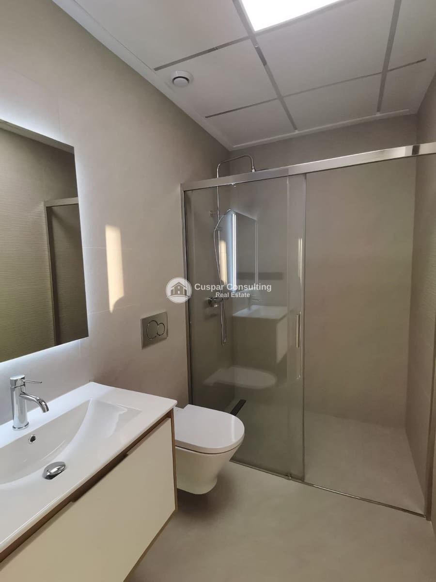 5 quarto Moradia para venda em Los Montesinos com piscina garagem - 780 000 € (Ref: 9377741)