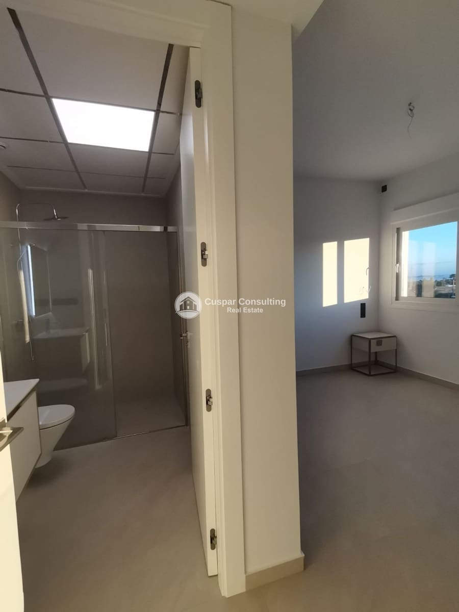 5 quarto Moradia para venda em Los Montesinos com piscina garagem - 780 000 € (Ref: 9377741)
