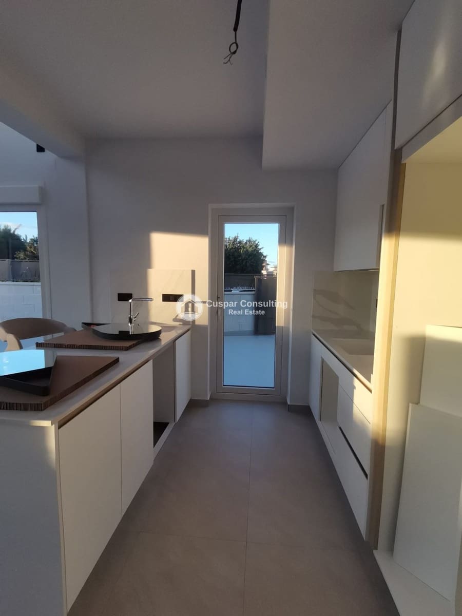 5 quarto Moradia para venda em Los Montesinos com piscina garagem - 780 000 € (Ref: 9377741)