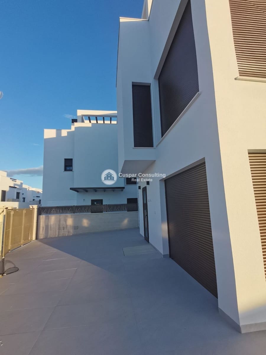 5 quarto Moradia para venda em Los Montesinos com piscina garagem - 780 000 € (Ref: 9377741)