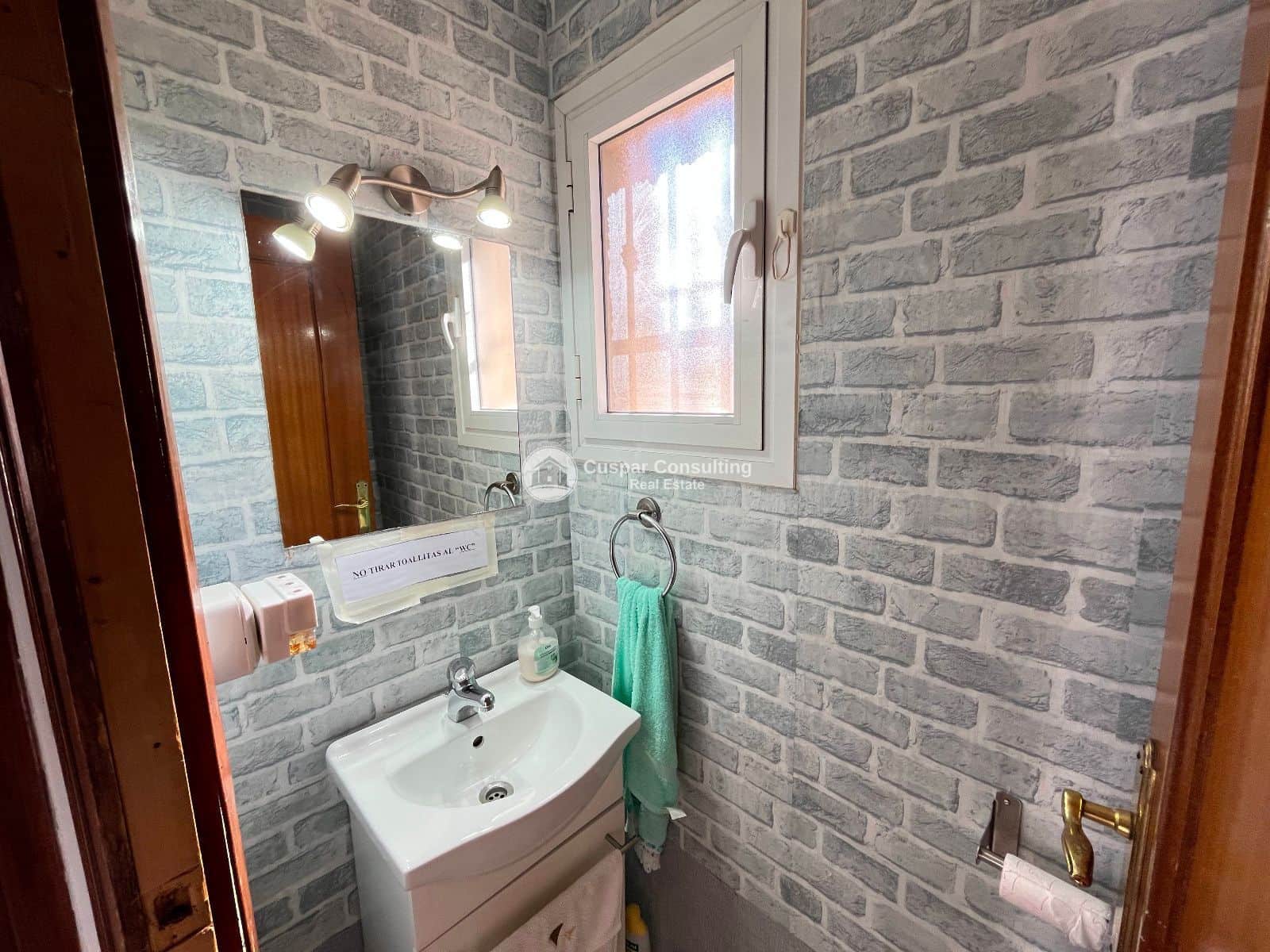 4 bedroom Townhouse for sale in San Pedro del Pinatar with garage - € 160,000 (Ref: 9379753)