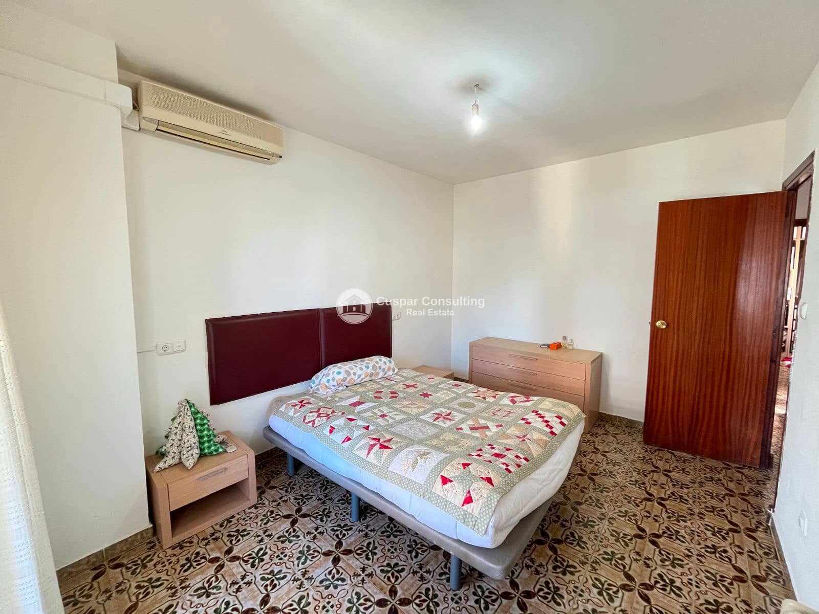 4 bedroom Townhouse for sale in San Pedro del Pinatar with garage - € 160,000 (Ref: 9379753)