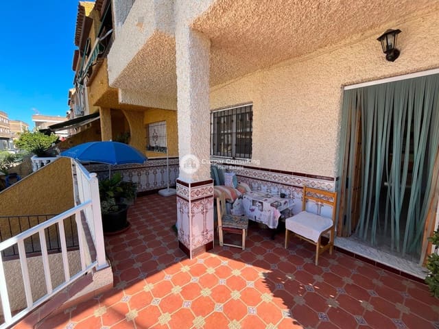 4 bedroom Townhouse for sale in San Pedro del Pinatar ciudad, San Pedro del Pinatar with garage - € 160,000 (Ref: 9379753)