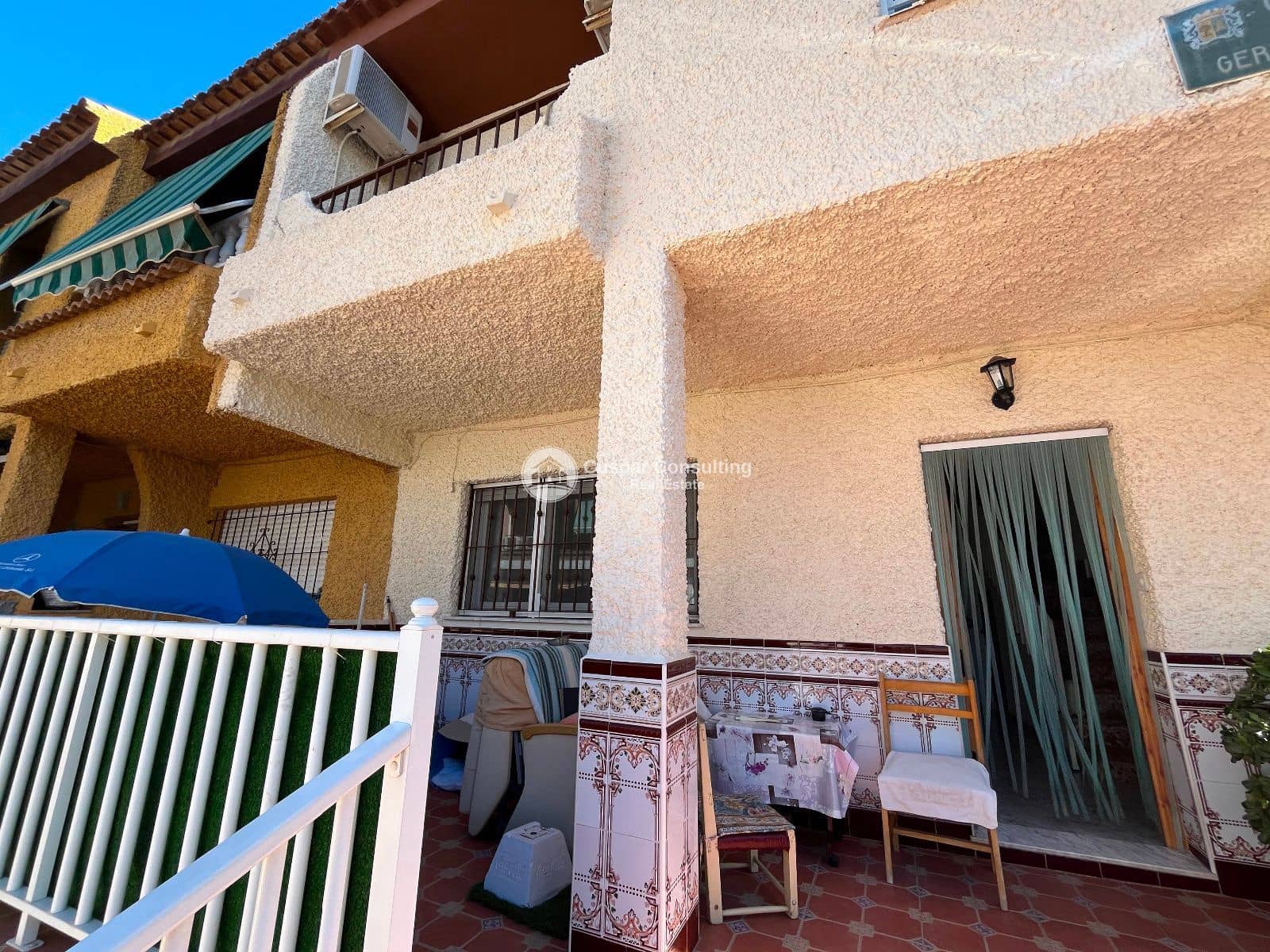 4 bedroom Townhouse for sale in San Pedro del Pinatar with garage - € 160,000 (Ref: 9379753)