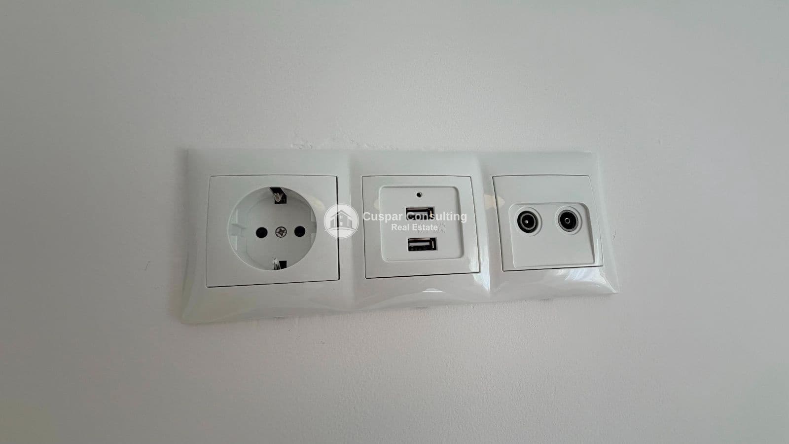 3 chambre Appartement à vendre à Lo Pagan - 229 000 € (Ref: 9386384)