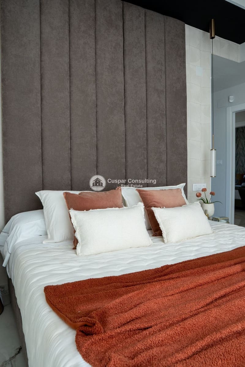 Chalet de 3 habitaciones en Ciudad Quesada en venta con piscina garaje - 496.000 € (Ref: 9386593)