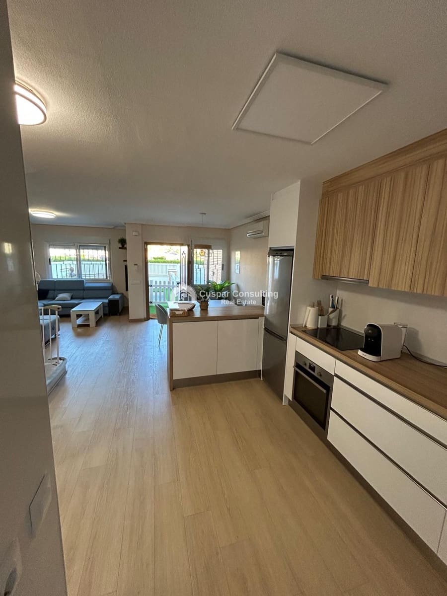 3 chambre Villa/Maison à vendre à Torre de la Horadada avec piscine garage - 378 000 € (Ref: 9388786)