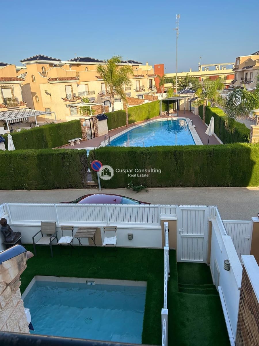 3 chambre Villa/Maison à vendre à Torre de la Horadada avec piscine garage - 378 000 € (Ref: 9388786)