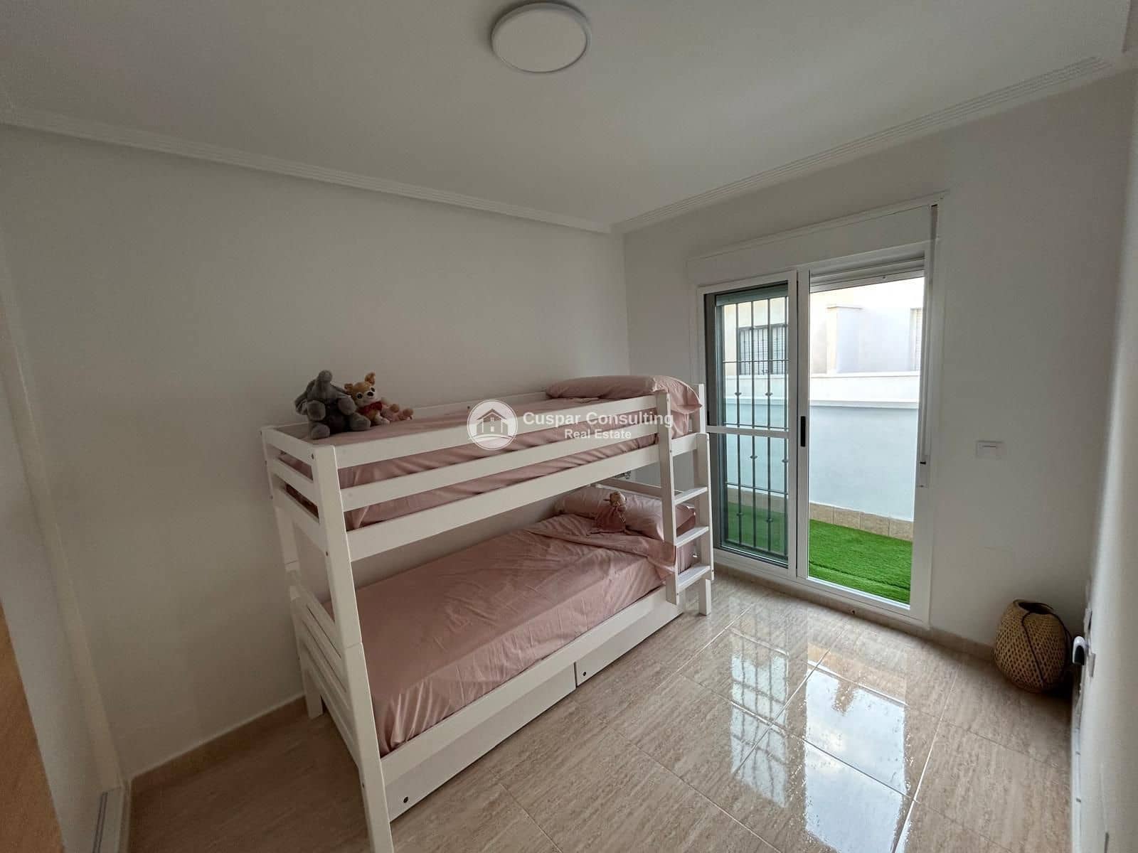 3 chambre Villa/Maison à vendre à Torre de la Horadada avec piscine garage - 378 000 € (Ref: 9388786)