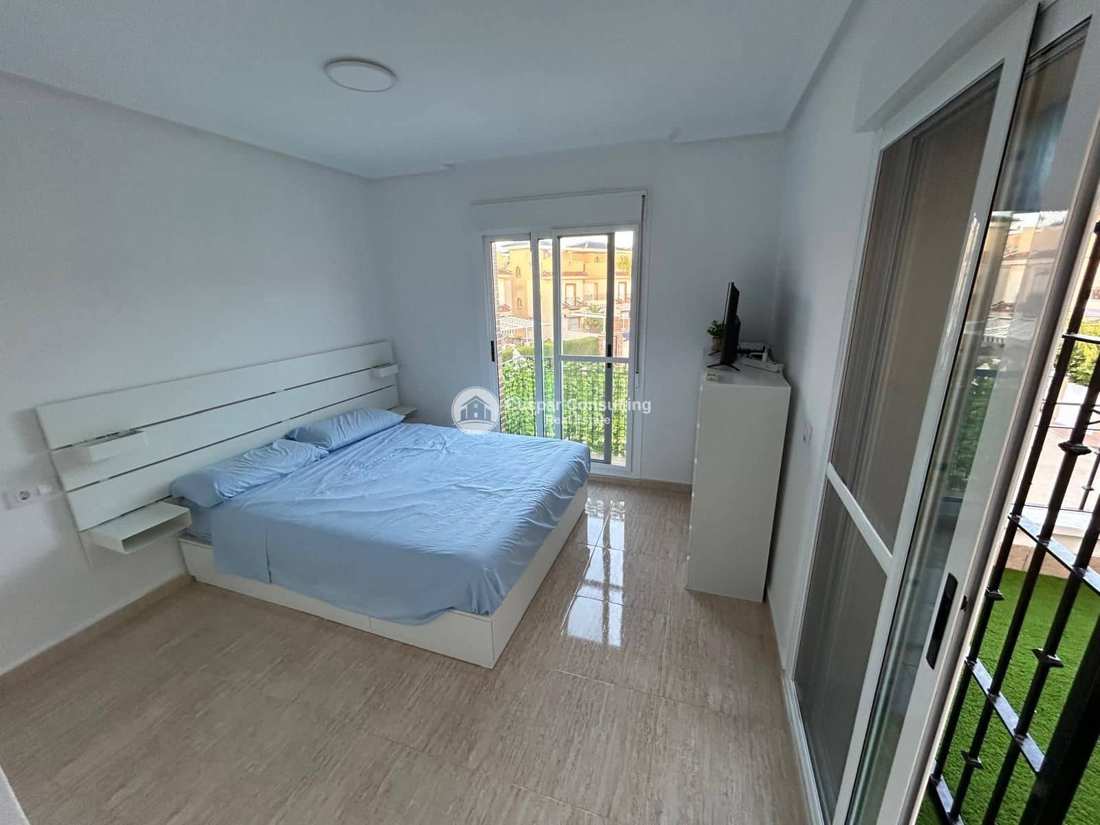 3 chambre Villa/Maison à vendre à Torre de la Horadada avec piscine garage - 378 000 € (Ref: 9388786)