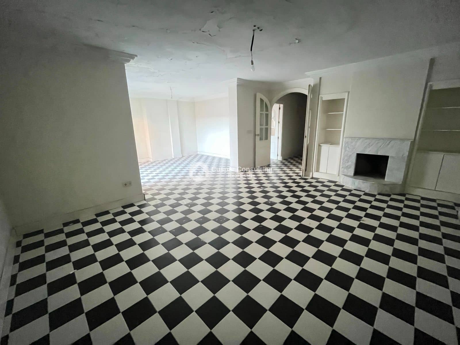 6 soverom Restaurant/Bar til salgs i San Pedro del Pinatar med garasje - € 300 000 (Ref: 9395348)