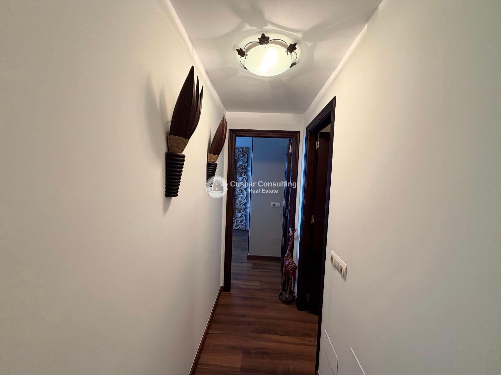 2 slaapkamer Flat te koop in La Manga del Mar Menor met zwembad garage - € 285.000 (Ref: 9397913)