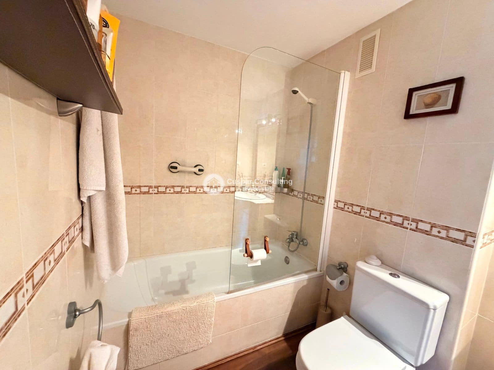 2 slaapkamer Flat te koop in La Manga del Mar Menor met zwembad garage - € 285.000 (Ref: 9397913)