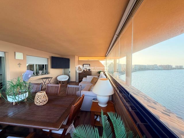 2 chambre Appartement à vendre à La Manga del Mar Menor avec piscine garage - 285 000 € (Ref: 9397913)