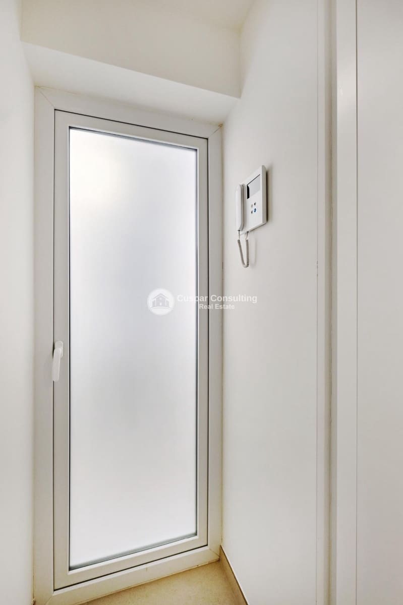 2 slaapkamer Penthouse te koop in Torrevieja met zwembad garage - € 410.000 (Ref: 9406056)