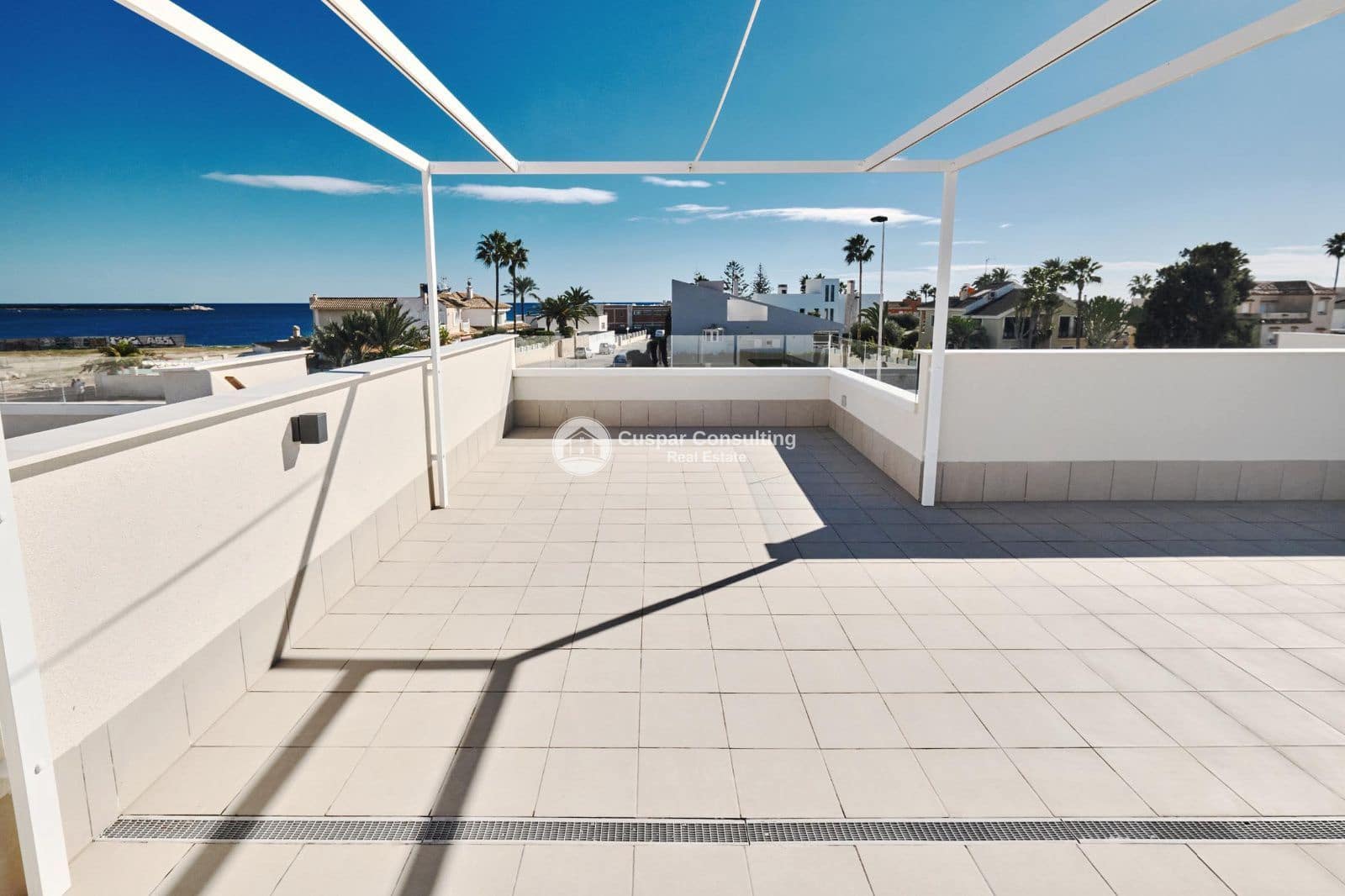 2 slaapkamer Penthouse te koop in Torrevieja met zwembad garage - € 410.000 (Ref: 9406056)