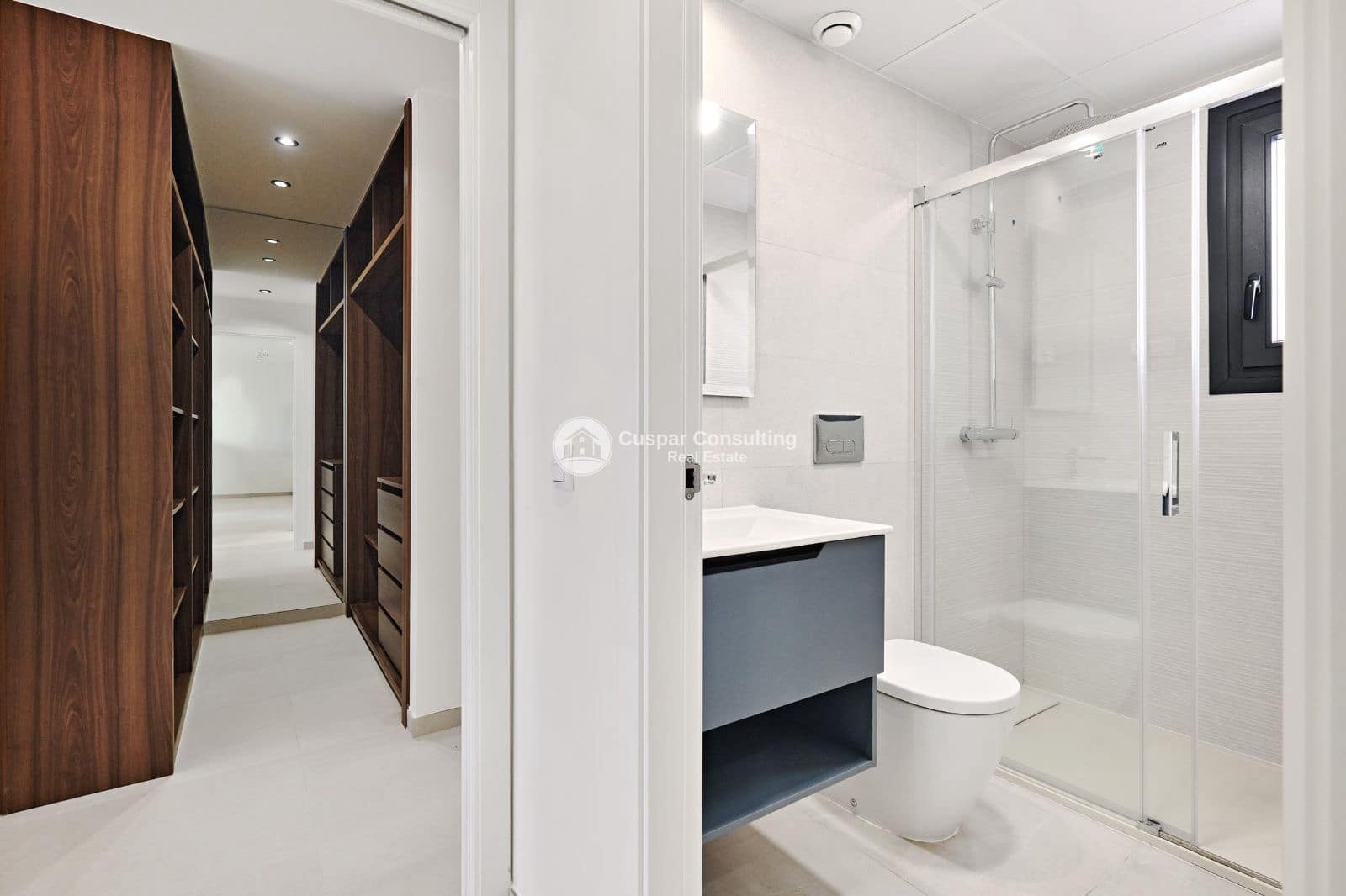 2 slaapkamer Penthouse te koop in Torrevieja met zwembad garage - € 410.000 (Ref: 9406056)