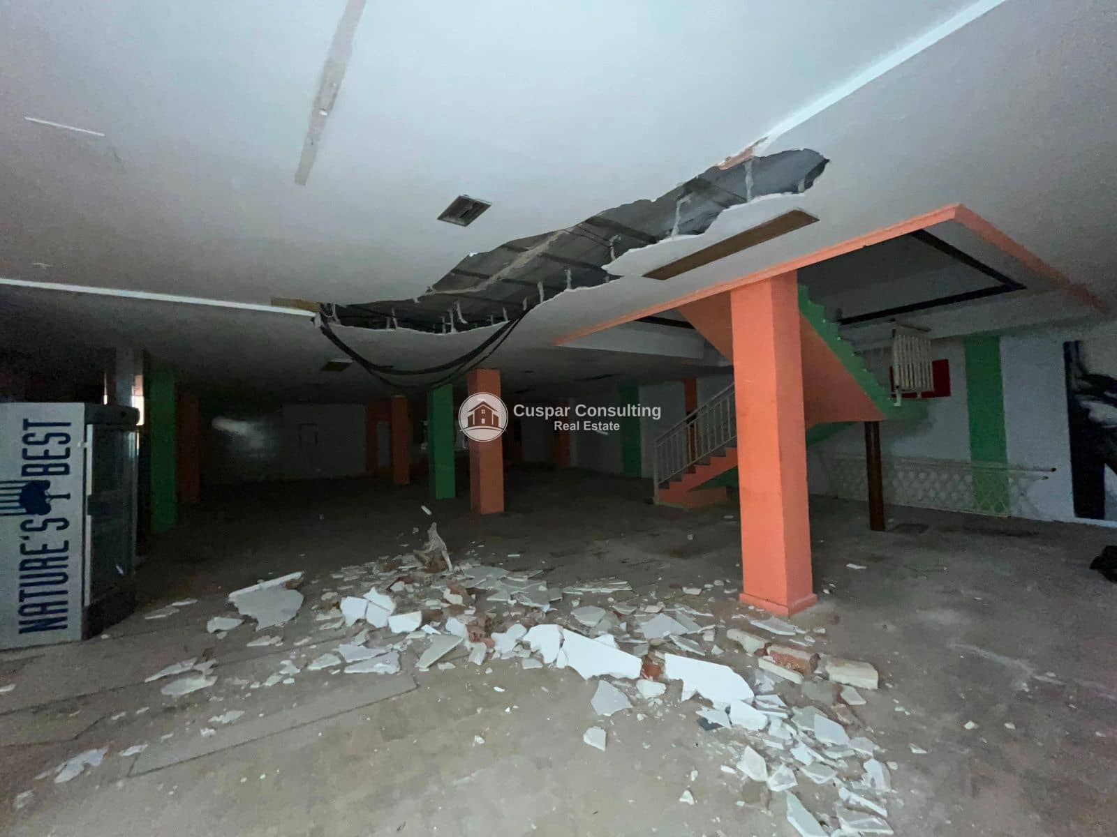 Commercial for sale in San Pedro del Pinatar - € 79,000 (Ref: 9406057)