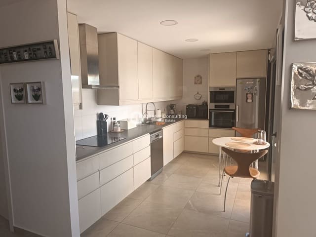 2 makuuhuone Huvila myytävänä paikassa Daya Nueva mukana uima-altaan 
autotalli - 359 000 € (Ref: 9409978)