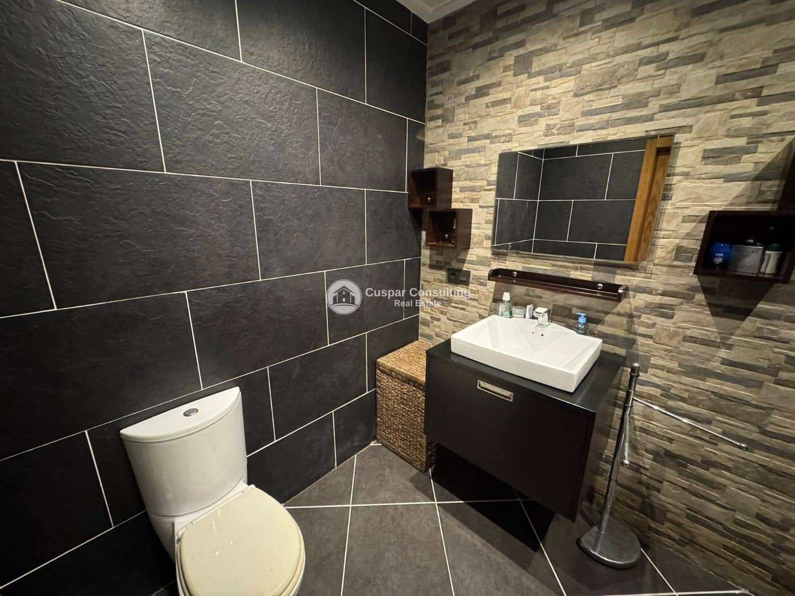 2 soverom Villa til salgs i Torrevieja med garasje - € 289 000 (Ref: 9409979)