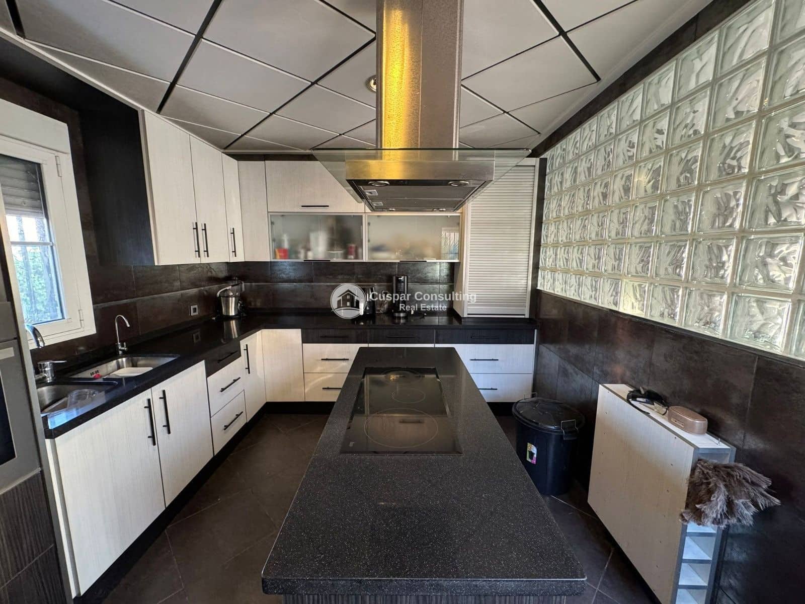 2 soverom Villa til salgs i Torrevieja med garasje - € 289 000 (Ref: 9409979)