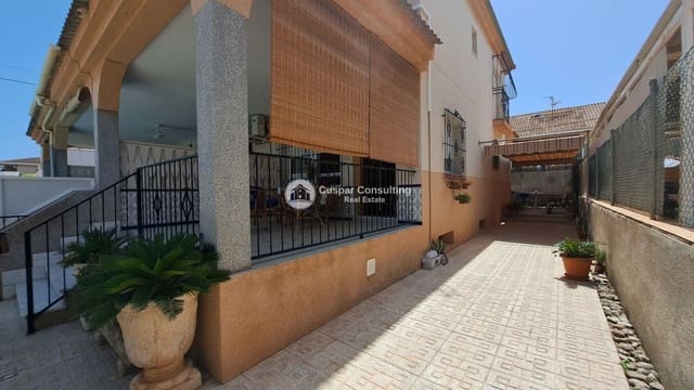 4 soverom Hus til salgs i Los Narejos - Punta Calera, Los Alcázares med garasje - € 280 000 (Ref: 9412723)