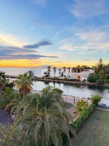 5 quarto Moradia para venda em La Manga del Mar Menor com piscina garagem - 675 000 € (Ref: 9443754)