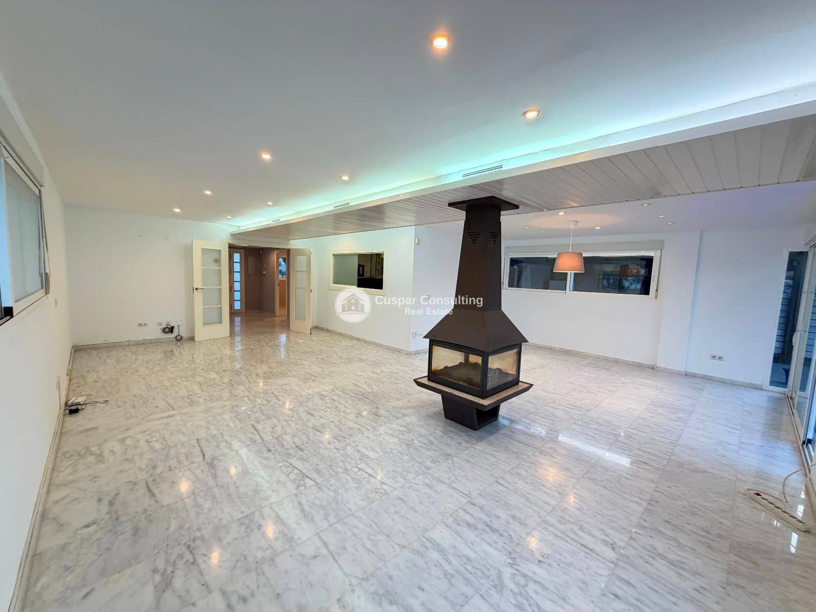 5 soverom Villa til salgs i La Manga del Mar Menor med svømmebasseng garasje - € 675 000 (Ref: 9443754)