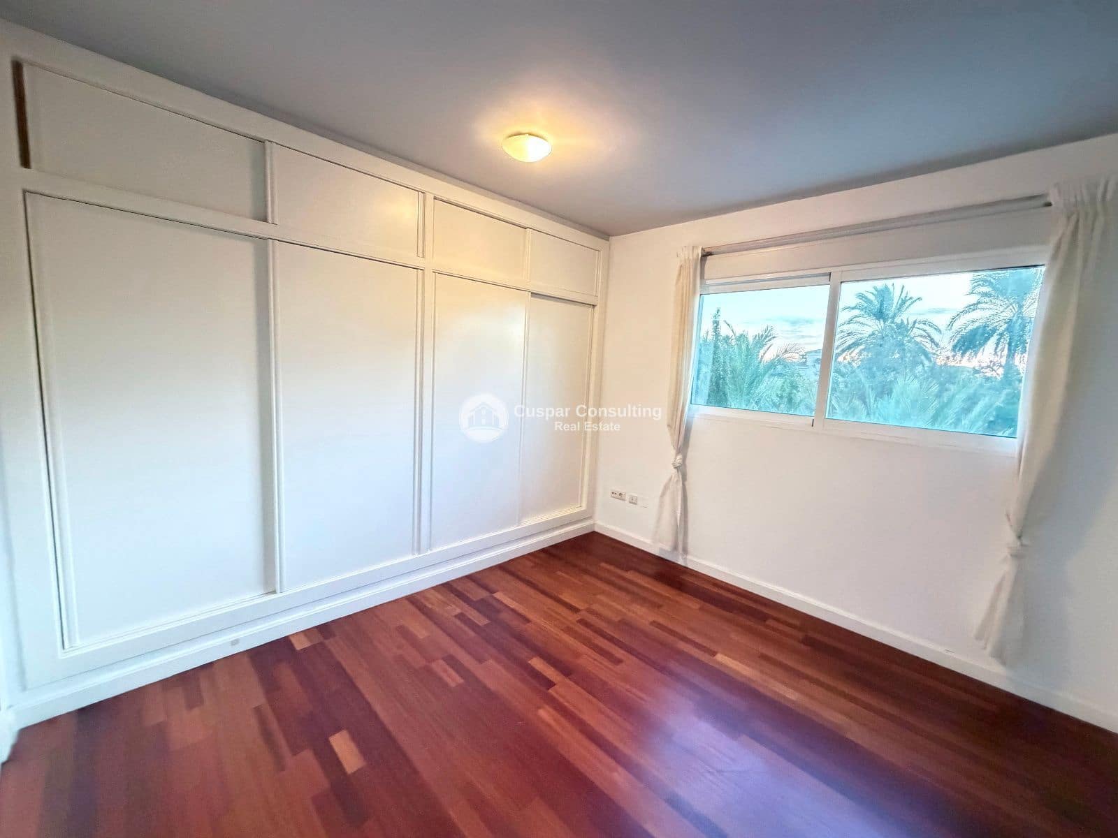 5 soverom Villa til salgs i La Manga del Mar Menor med svømmebasseng garasje - € 675 000 (Ref: 9443754)