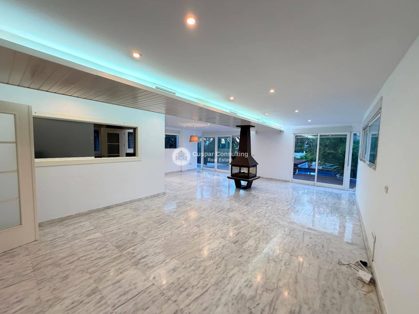 5 soverom Villa til salgs i La Manga del Mar Menor med svømmebasseng garasje - € 675 000 (Ref: 9443754)