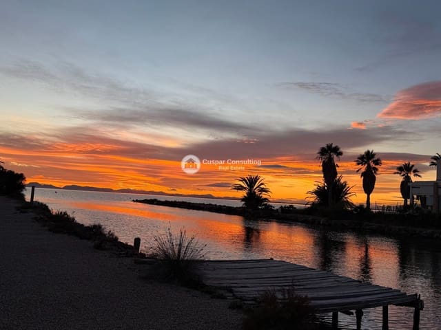 5 quarto Moradia para venda em La Manga del Mar Menor com piscina garagem - 675 000 € (Ref: 9443754)