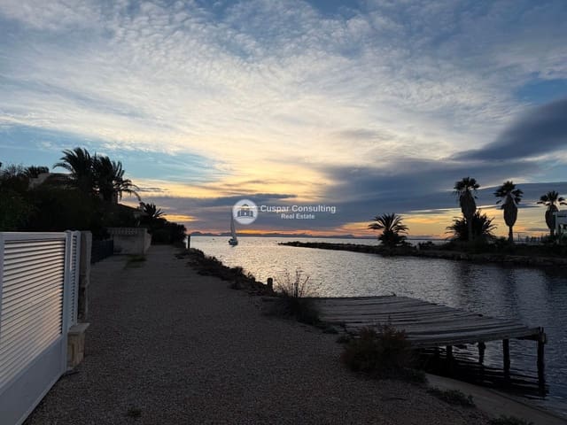 5 quarto Moradia para venda em La Manga del Mar Menor com piscina garagem - 675 000 € (Ref: 9443754)