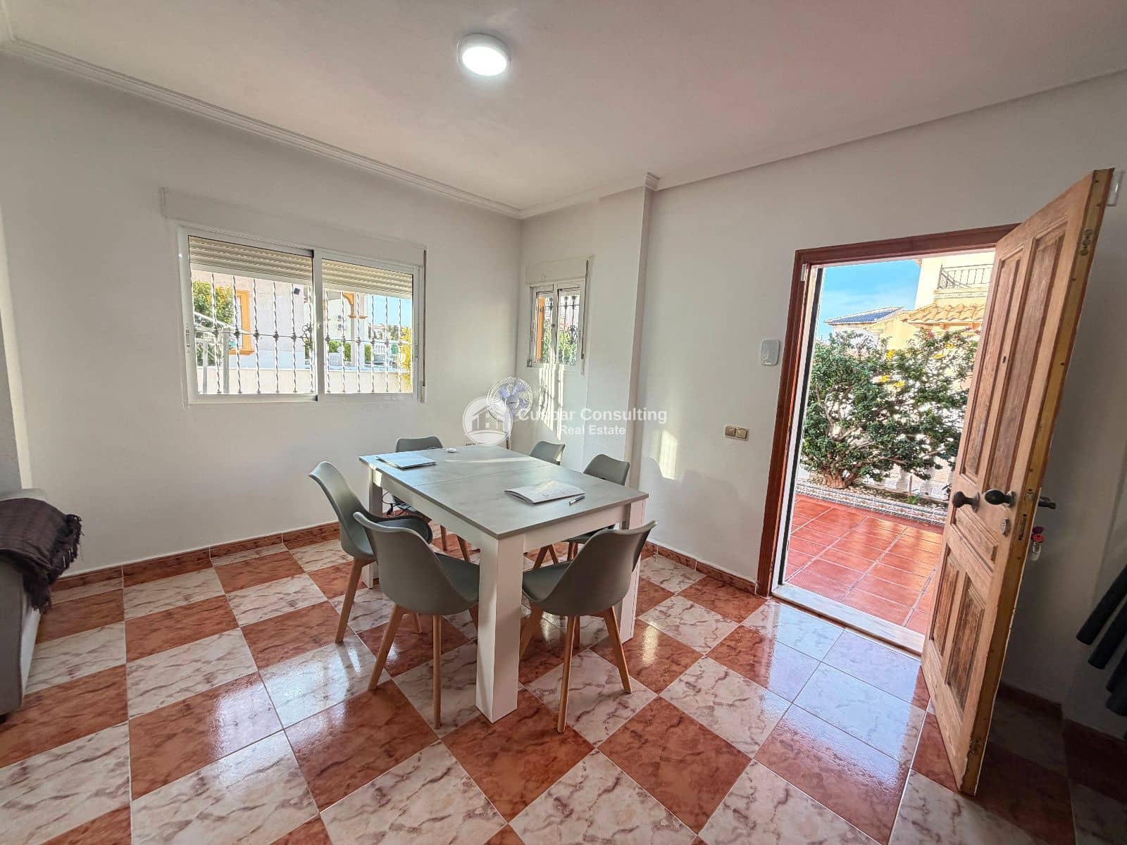 Huis te koop in La Regia - € 240.000 (Ref: 9451035)