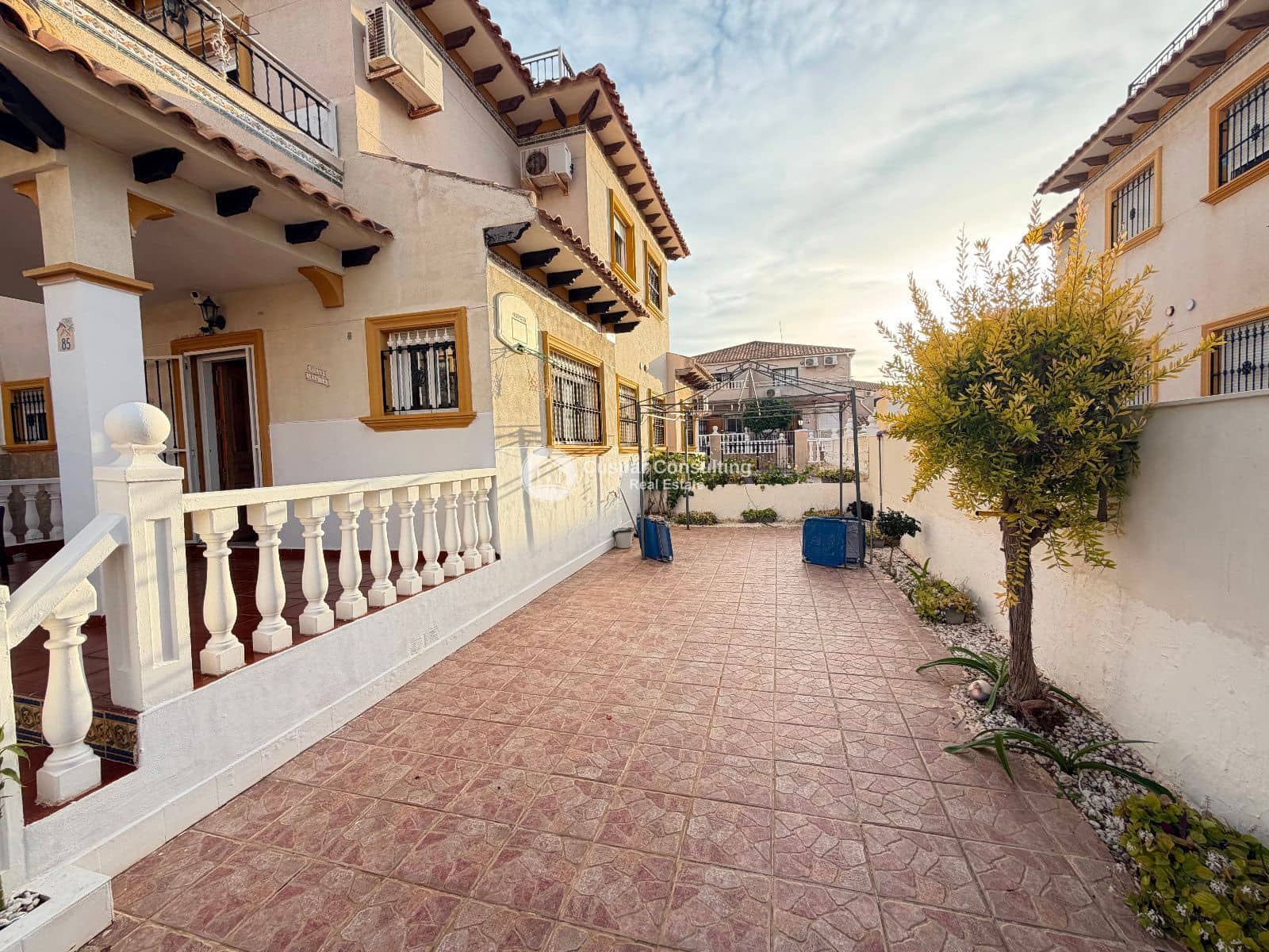 Huis te koop in La Regia - € 240.000 (Ref: 9451035)