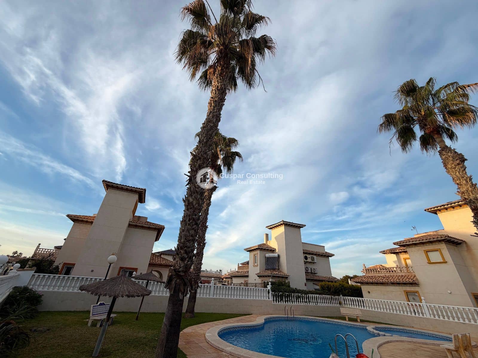 Huis te koop in La Regia - € 240.000 (Ref: 9451035)