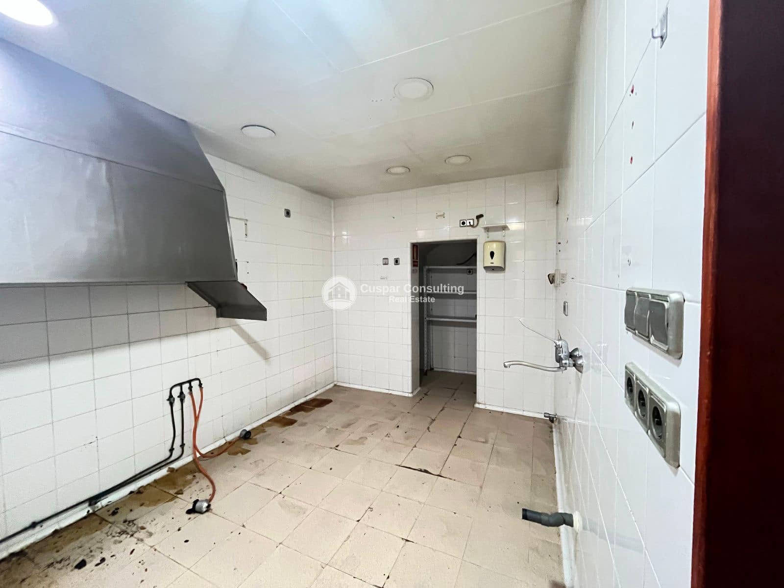 5 chambre Restaurant/Bar à vendre à San Pedro del Pinatar - 350 000 € (Ref: 9453439)