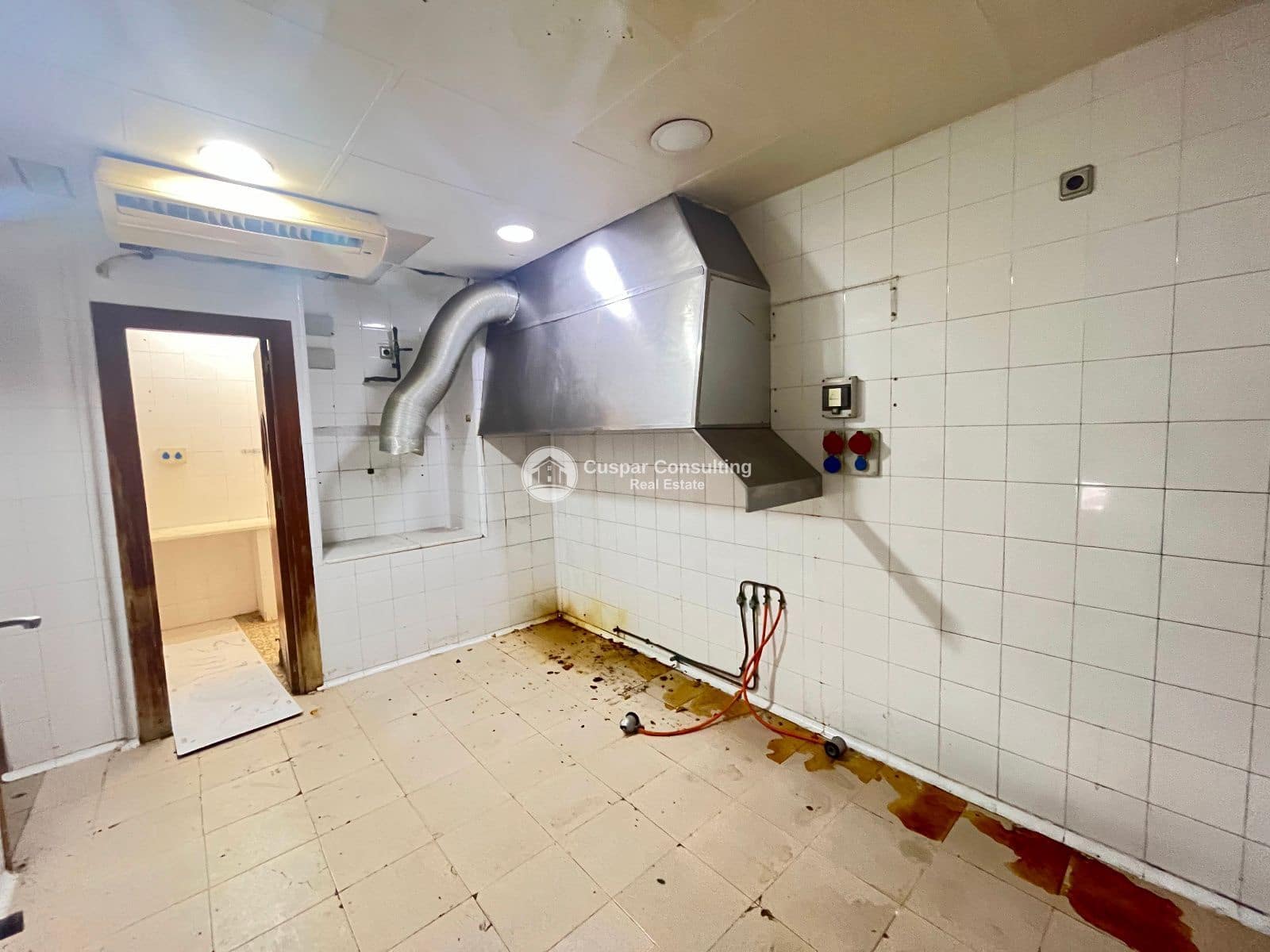 5 chambre Restaurant/Bar à vendre à San Pedro del Pinatar - 350 000 € (Ref: 9453439)