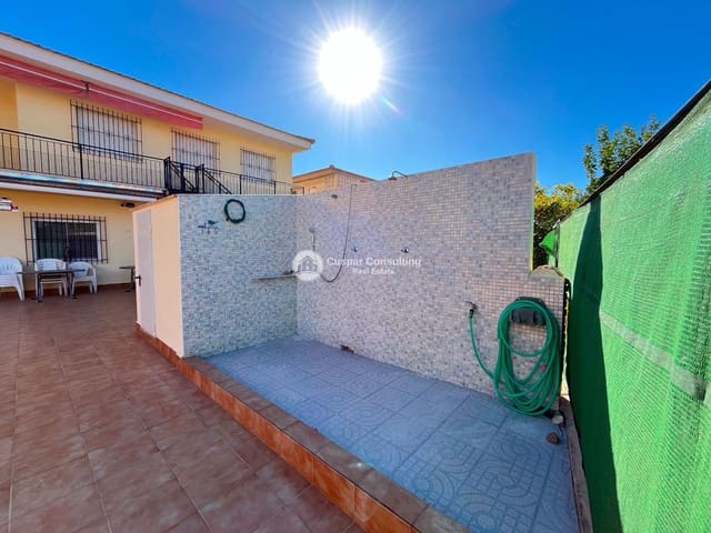 3 quarto Moradia para venda em Los Narejos - Punta Calera, Los Alcázares com piscina garagem - 180 000 € (Ref: 9459505)