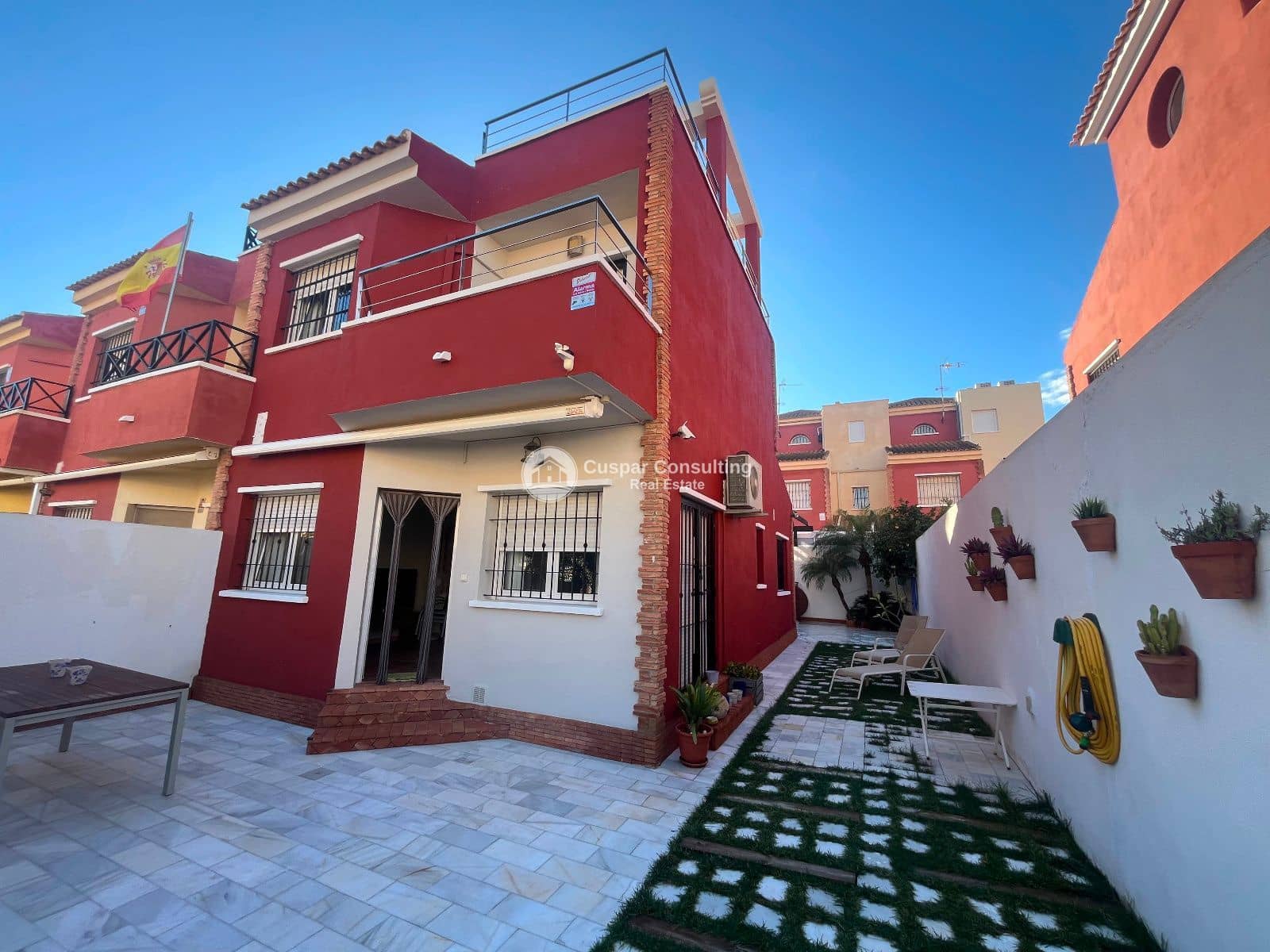 4 bedroom Townhouse for sale in Pilar de la Horadada - € 472,750 (Ref: 9483195)