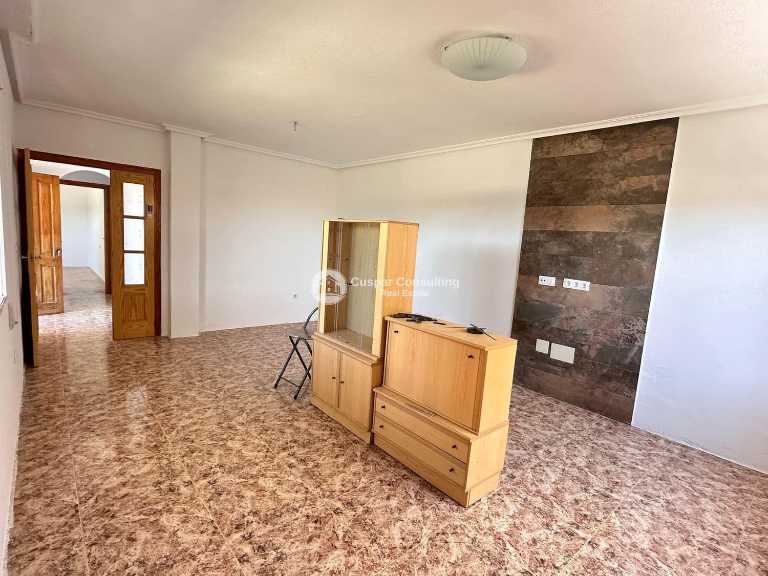 3 bedroom Villa for sale in Los Alcazares with garage - € 185,000 (Ref: 9494679)