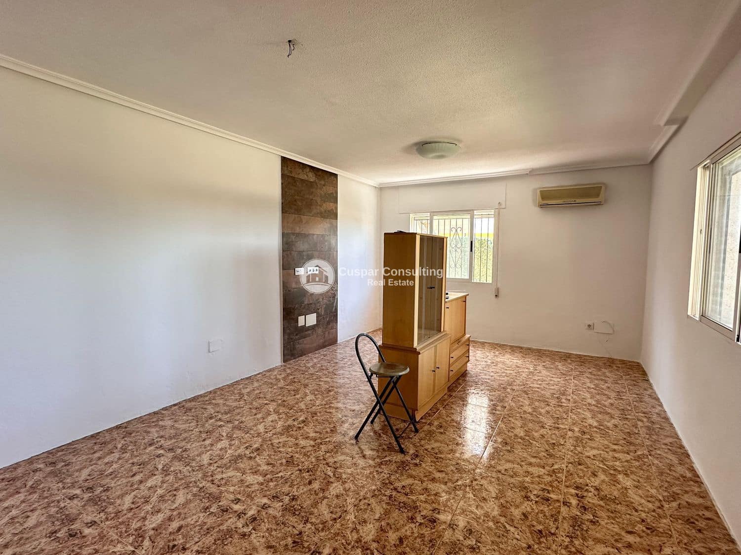 3 bedroom Villa for sale in Los Alcazares with garage - € 185,000 (Ref: 9494679)