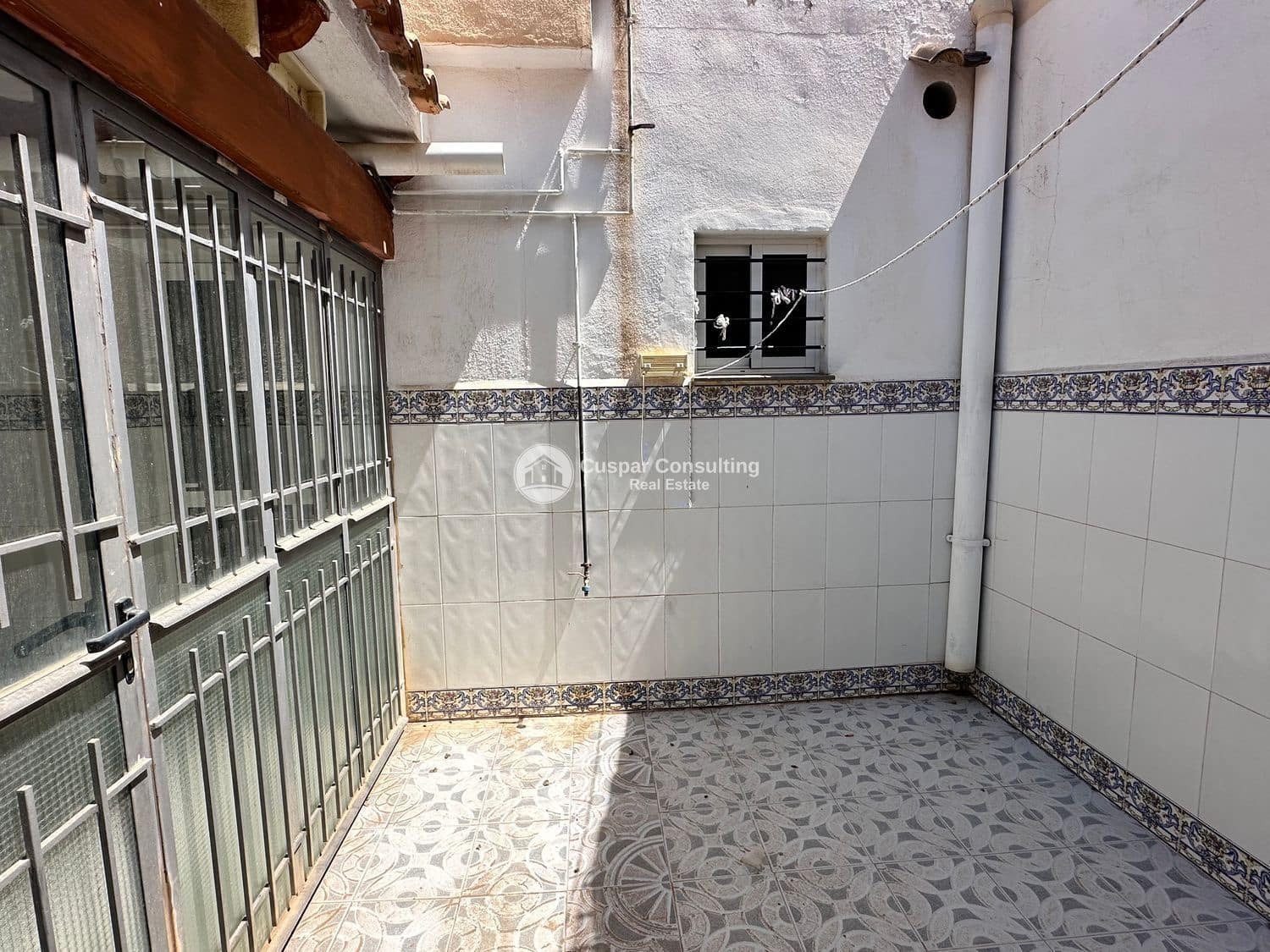 3 bedroom Villa for sale in Los Alcazares with garage - € 185,000 (Ref: 9494679)