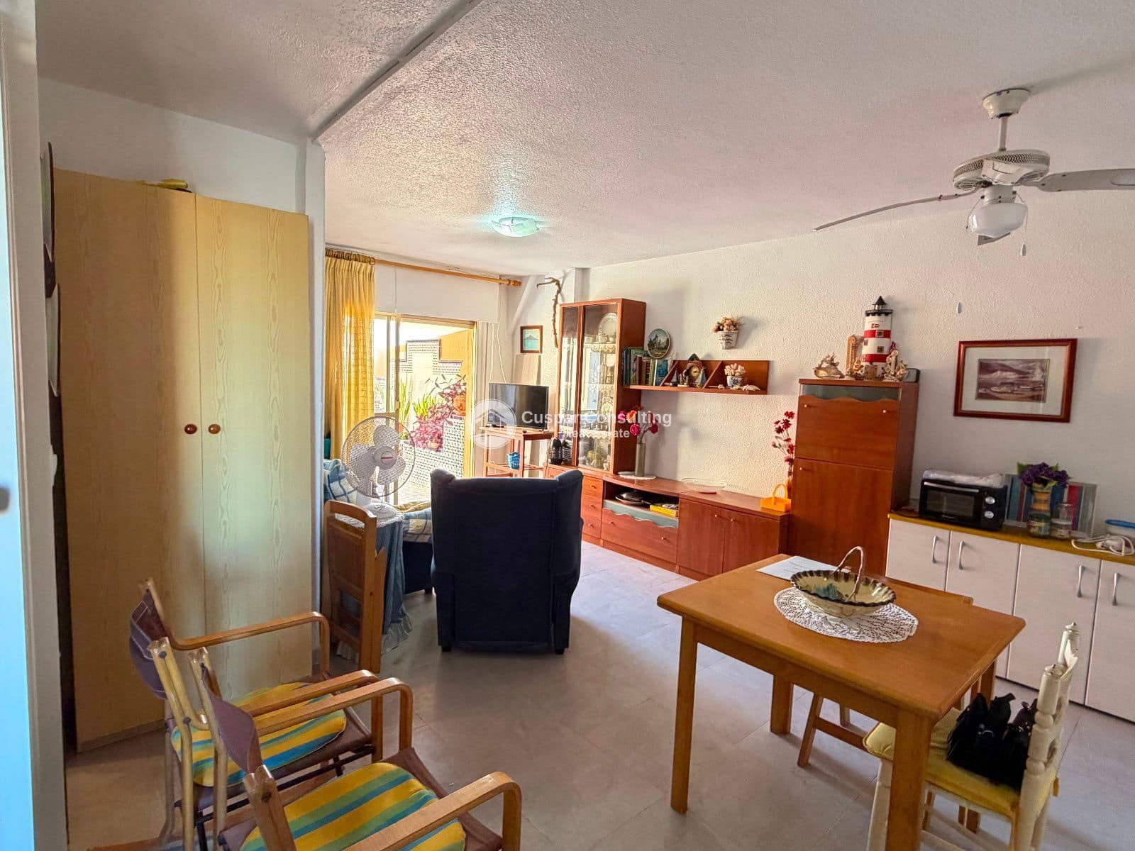 3 slaapkamer Flat te koop in La Manga del Mar Menor met zwembad - € 170.000 (Ref: 9497926)