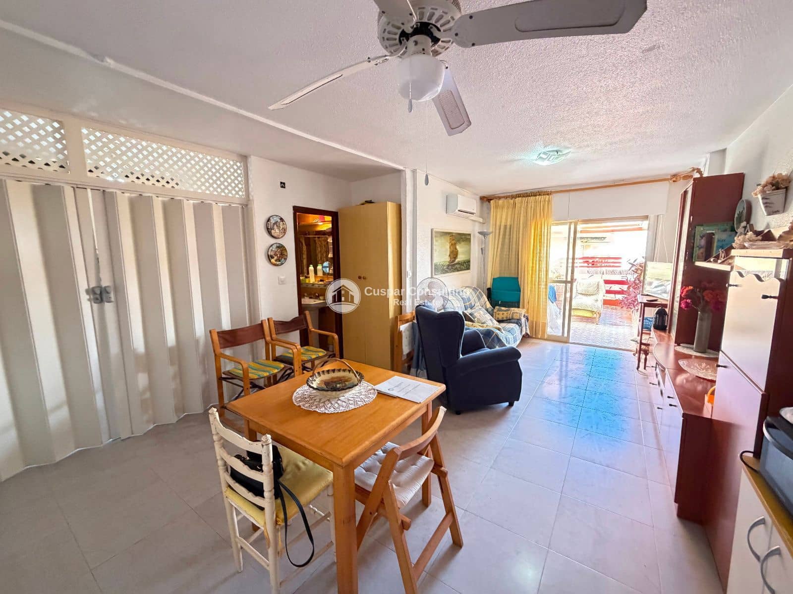 3 slaapkamer Flat te koop in La Manga del Mar Menor met zwembad - € 170.000 (Ref: 9497926)