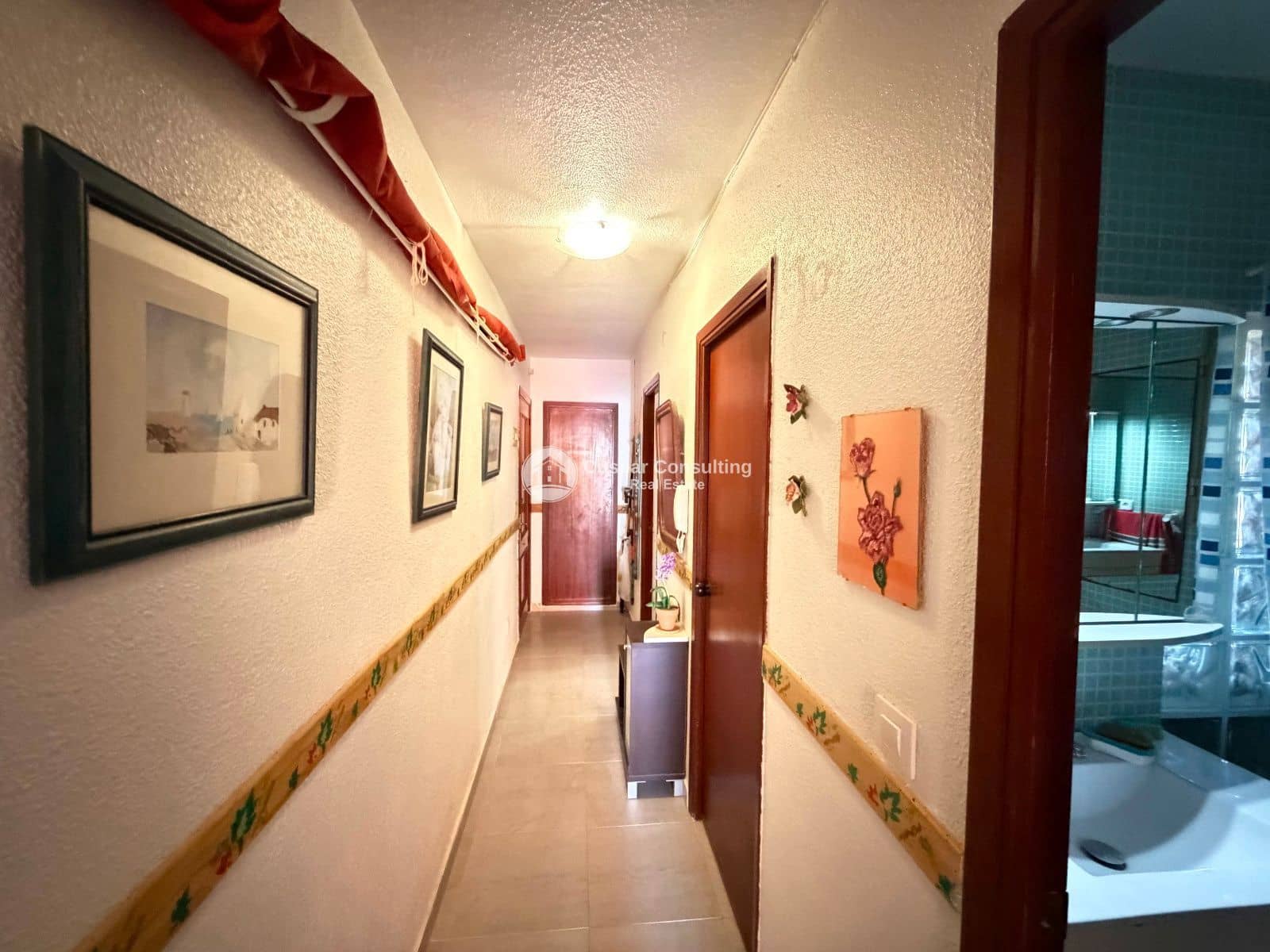 3 slaapkamer Flat te koop in La Manga del Mar Menor met zwembad - € 170.000 (Ref: 9497926)