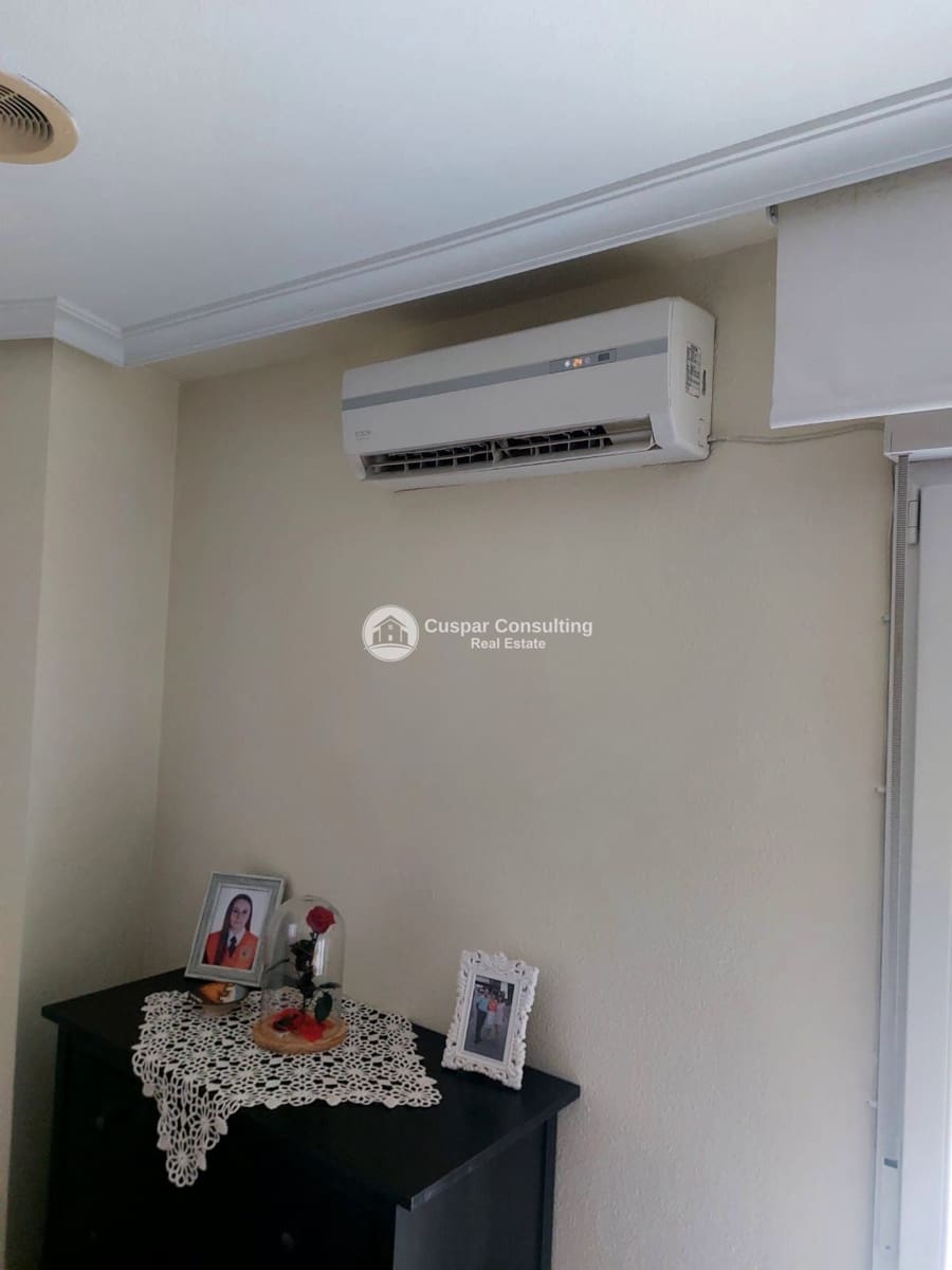 3 bedroom Flat for sale in Orihuela Costa - € 112,000 (Ref: 9500787)